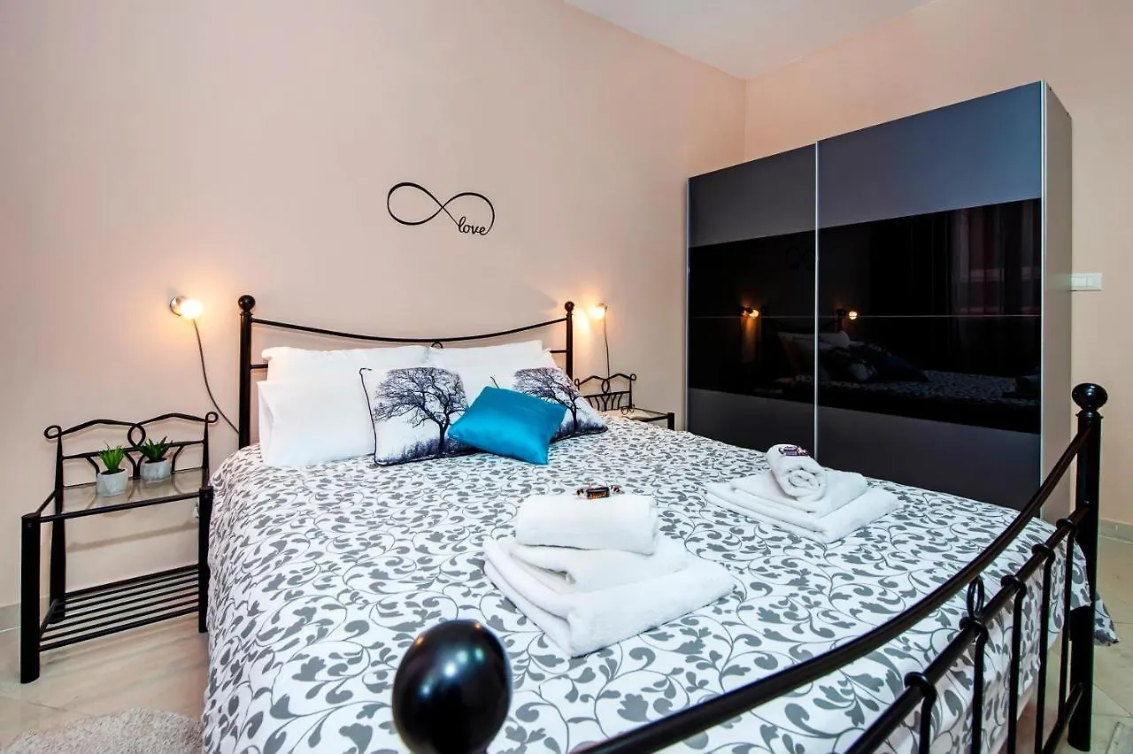 Rovinj City Apartment
